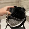 2021 럭셔리 디자이너 브랜드 선임 크리스탈 다이아몬드 가방 패션 어깨 어깨 핸드백 체인 전화 여성 상자 가방 지갑 지갑 금속 토트 기질