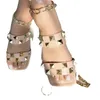 2022 Designer Rivet Pantofole Sandali Da Donna Jelly Plastic Crystal Slides Scarpe Da Esterno