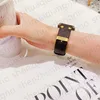 Умные ремешки для Apple Watch Band 7 6 4 3 Series iWatch 41 мм 45 мм 42 мм 38 мм Ремешки Модный дизайнер Золотой браслет с заклепками Цветок Роскошный кожаный браслет Ремешки для часов