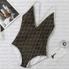 Swim Wear Mix 20 Styles One Piece Swimsuit Classics Brown Designer Bikini badkläder Set Women Fashion Swime i Stock Bandage Sexig baddräkter med Pad Taggar PMMA