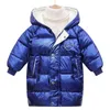 ロシアの冬の男の子の女の子のダックダウン子供たちの肥厚の暖かいジャケット長い大きな毛皮のフード付きの上着コート3-10yrs 211204