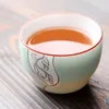 Tazas y platillos, taza de té de cerámica Jingdezhen Stoare Kung Celadon, pequeño maestro pintado a mano, individual