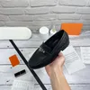 Mens designer handmade shoes high-quality slippers fashionable and comfortable slippers good breathability non-slip wear-resistant spring autumn home party