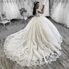 2022 Prinzessin Ballkleid Brautkleider Langarm Applikationen Spitze Sexy Open Back Sheer V-Ausschnitt Hofschleppe Winter Herbst Kapelle Braut formelles Kleid