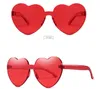 Summer Femme Candycolore Heart Sunglasses Verre de vélo de vélo de conduite Eyeglasse de cyclistes Femmes et homme Nice Beach Ggggles Hear1785628