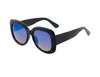 234 Mężczyźni Classic Design Okulary Moda Owalna Rama Powłoka UV400 Obiektyw Włókno węglowe Nogi Lato Styl Eyewear z pudełkiem