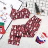 HiLoc Cartoon Print Satin Sleepwear Abiti natalizi Donna Langerie Pigiama sexy Set modello Scollo a V Set due pezzi Top e pantaloni 210330