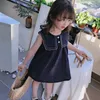 ノースリーブかわいい夏の女の子のドレスのベビー服のファッションの緩い王女のカジュアルな襟の子供210515