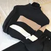 Alta Qualidade Duas peças Set Mulheres Tracksuits Turtleneck Pullover Sweater + Calças 2 Conjuntos Calças De Roupas Suites 210514