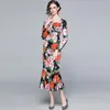 Vintage estampado floral sexy fruncido mujeres sirena vestido de satén verano manga larga cuello cuadrado v espalda midi vestidos elegante vestido 210416