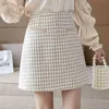 Houndstooth Plaid Tweed Kjolar Kvinnor Aprikos Svart Mini Skirt Vintage Office Lady Pencil Skirts Plus Size Pearls Knappar A046 x0428