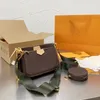 Topp kvinnors tredelade plånbok handväska axelväska kedja kedja messengerbag modebag259w