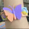 2022 Zappelspielzeug Butterfly Dekompression Spielzeug Blasenarmband Kinder Puzzlespielzeug Thinking Game
