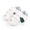 Zapatos de bebé para recién nacidos, niños, niñas, corazón, estrella, primeros pasos, cuna, parte inferior suave, cordones para niños, zapatillas de deporte de PU para niños pequeñosSXS4{categoría}