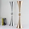 Hornformad Crystal Ball Road Bly Wedding Metal Table Flower Vase Stand Lysstakehållare för Party Centerpiece Senyu649