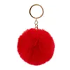 60st Pompom Keychain Bulk Pom Balls Fluffy Keyring Kvinnor Nyckelringar för bilväska Tangenter Tillbehör Faux Kanin Fur Key Chain H0915