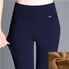 Stor storlek 6XL Vinter Kvinnor Byxor Varm plus Tjock Velvet Byxor Slim High Waist Stretch Pencil Byxor Kvinna Byxor Q0801