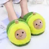 النعال Kawaii Plush Avocado Slippers Fruit Toys Cute Pig Unicorn Wart Winter Come Shoes دمية منتجات منزلية داخلية Z0215