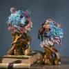 Nouveauté Articles Aigle Cheval Lion Sculpture Ornement Couleur Peinture À L'huile Résine Statue Pour Intérieur Décor À La Maison Modèle Creative Salon Artisanat