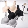 Wheelove Naadloze Bras voor Vrouwen Sexy Push Up Bra Ultra Dunne Plus Size BH Zonder botten Huid Ondergoed Ongewenst Bralette M16-1 210623