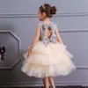 Modeflickor klänningar tulle tutu puffy boll kappa barn blomma flicka klänning båge ärmlös toddler page crows