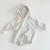 Höst Baby Boy Girl Jumpsuit Född Stripe Långärmad Hooded Sweater Bodysuit Bomull Crawling Kläder 210816