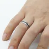 Bagues de cluster Pure 925 Sterling Silver Hommes Femmes Bague pour couple Stripe Design Amant Mariage Engagement Fine Bijoux Cadeaux de fête