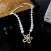 Pendant Necklaces Women's Accessories Fashion Luxury Sweet Vintage Jewelry Pearl Necklace Flower Style Personalized Gift