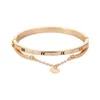 Sumeng 2021 Nieuwe luxe sieraden rose goud roestvrijstalen armbanden armbanden vrouwelijk hart voor altijd liefde bedelarmband voor vrouwen Q0719