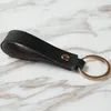 Moda Negócio PU Principal Anel de Couro Chaveiro Chaveiro Anéis Fit DIY Círculo Pingente Titular Carro Keyrings Jóias Acessórios