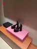 Mode luxe ontwerper sandalen vrouwen sexy zwart leer hoge hakken rode trouwjurk met doosmaat 35-42