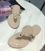 21ss 패션 Sunmmer 슬리퍼 여성 샌들 플랫 슬리퍼 샌들 박힌 소녀 신발 슬라이드 레이디 플립 플롭 SIZE35-41WF2105121