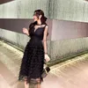 Vårmodell Sexig Lace Patchwork Mesh Black Dresses Kvinnor Långärmad Ruffles Skiktad tårta Midi Party Dress Vestidos 210519