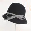 Berets 2022 Female Bowler Hats Basin Of British Fashion Season Hat Gracefully Bow Wool Cap Underneath Luxury Cashmere