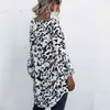 女性のシャツの夏の女性トップスエレガントなレトロなヒョウのVネッククロスレースの印刷されたスプリット不規則トップシャツレディースブラウス210514
