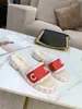 Skor Italien ace Tofflor Pearl Snake Print Slide Sommar Bred Platt Dam Tofflor Herr Dam Sandaler Broderiteknik lyxdesigner med originalkartong 659812