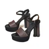 Modieuze heren- en damesslippers sandalen, dames flip-flops loafers, zwart wit rood groen slippers plus dozen 2009022
