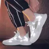 Nya löpskor sommar mode trend vilda casual flygande vävda sneakers män coola spets-up utomhus bekväma män casual shoesf6 svart vit