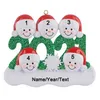 2021 Hars Gepersonaliseerde Sneeuwpop Familie van 4 Kerstboom Ornament Custom Gift voor Moeder, Papa, Kid, Oma Hanger