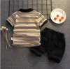 Sommar Baby Boys Kläder Satser TrackSuits Kids Short Sleeve Striped T-shirt + Shorts 2st Set Barn kostym Boy Outfits Barn Sportkläder