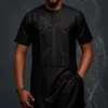 Fritidsskjortor för män Svart skjorta Herr Afrikansk stil Slim Fit Long Robe Herrkläder 2021 Vår Sommar Etnisk Dashiki Plus Size 3XL