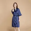 Женские спящие одежды Сексуальная тонкая свадьба Халат халат Pure Color Pajamas Hatrombe, невесты красоты халат халат шелковые одежды для женщин