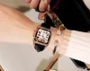 ヴィンテージの女性の時計ラインストーンファッション学生クォーツ時計レアルレザーベルトスクエアダイヤモンドインセットミネラルガラス女性リストウォッチ最新スタイル
