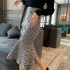 Jupe tricotée Femmes Automne Mode Mi-longueur Taille haute Minceur Hip Casual Fishtail Vente 210520