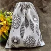 2022 New Tree Linne Drawstring Bags 8x10cm 9x12cm 10x15cm 13x17cm Paket med 50 eyelash smink smycken gåva påsar