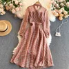 LY Varey Lin Spring Women Bow Puff Sleeve Sukienki Sweet Plaid V-Neck Krawat A-Line Elegant Slim Lady 210526