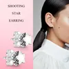 Real 925 Sterling Silver Daisy Pave Moon Star Örhängen Rund Hoop Stud Örhängen för Kvinnor Smycken Gift för fru