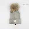 Dzianin Fur Pom Hat Projektant mody Letters czapka czapka czapka Mężczyźni i kobiety unisex kaszmirowe jakość