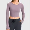 2024 Lu Lu Lemens Nouveaux produits pour l'automne et l'hiver Stretch Slim Yoga Tenues hauts doux pour la peau sensation nue net rouge couleur unie T-shirt à manches longues pour les femmes