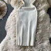 Ny design kvinnors o-hals kort ärm stickade knappar lapptäcke bodycon tunika blyerts knä längd avslappnad klänningar fast färg